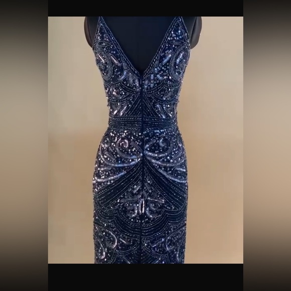 Brand new customised gown for gala, party, prom - Picture 3 of 4